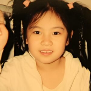 1999詹川瑤165 O 童年照3 Picsart AiImageEnhancer e1765835965873